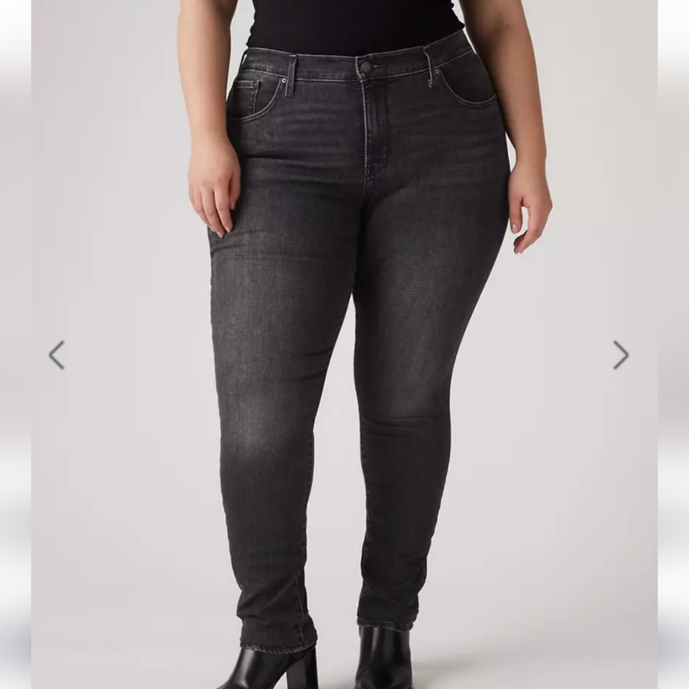 ⭐Dark Levi's 720 High Rise Super Skinny Jeans 22W ⭐